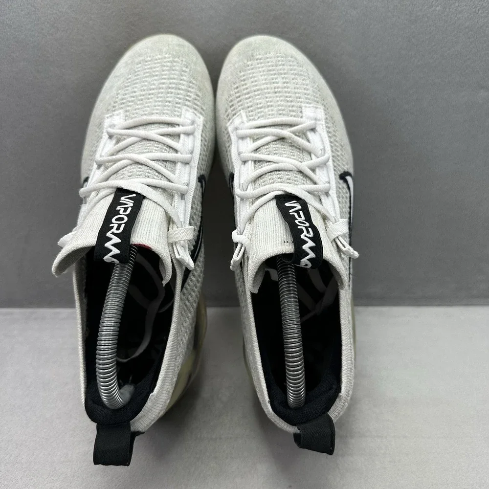 Womens 7.5 / 6Y Nike Air VaporMax 2021 FK Shoes White / Silver Running Sneakers